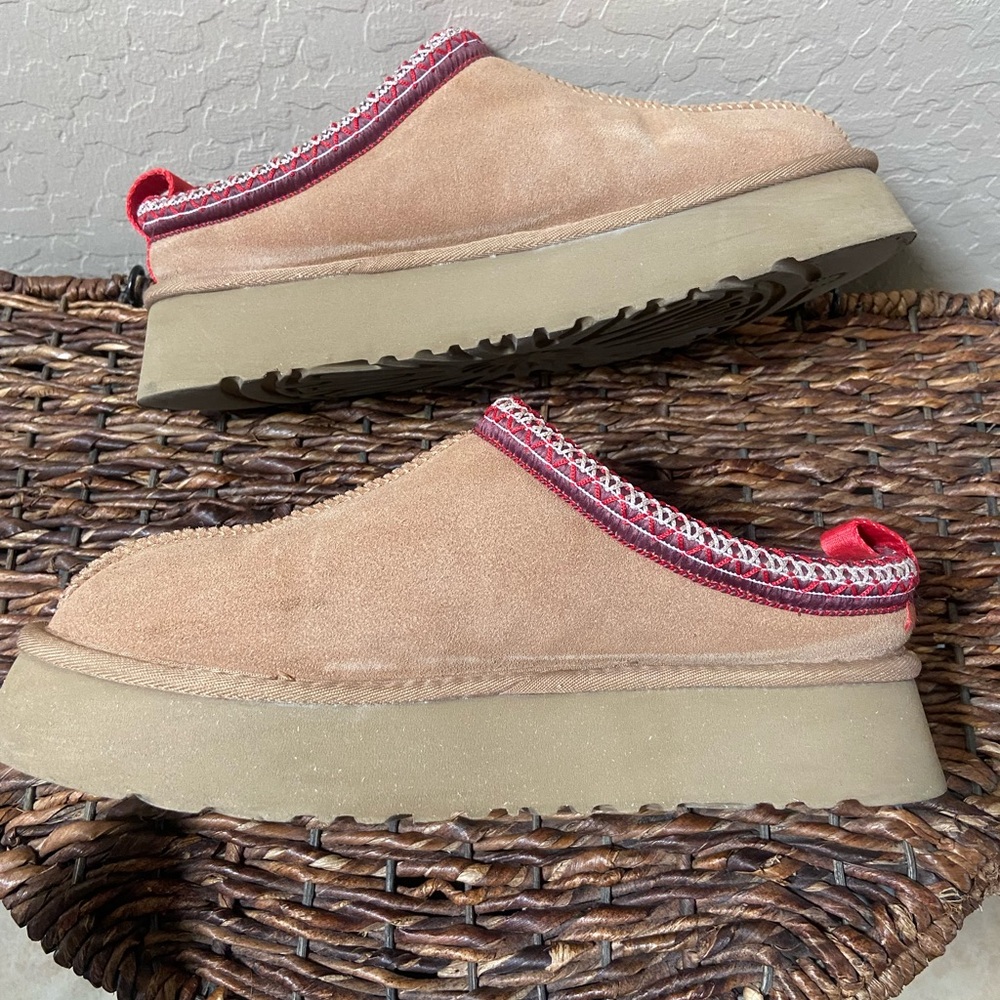 UGG Tan Tasman Suede Mule with Red Patterned Trim Size 11 - Picture 7 of 8